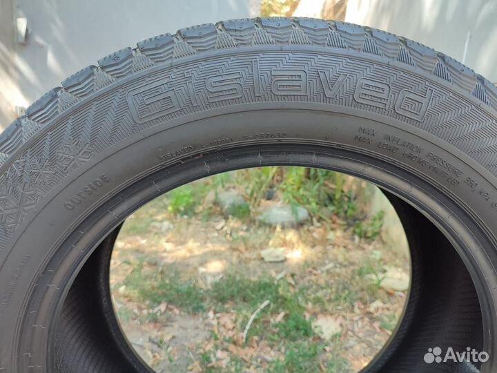 Gislaved Soft Frost 200 205/55 R16 94T