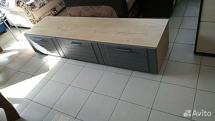 Тумба тв новая в наличии