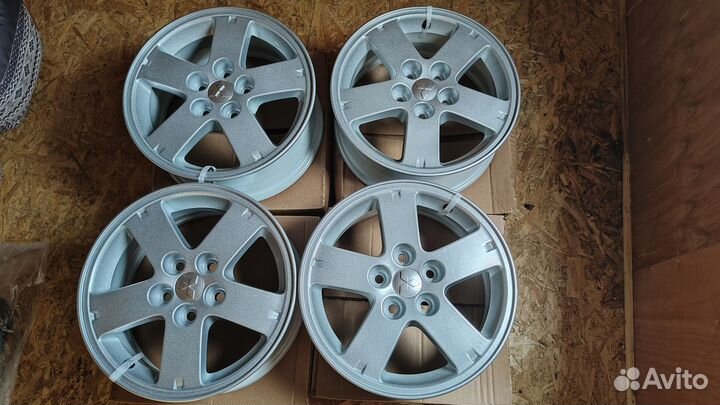 Outlander III диски r16 оригинал