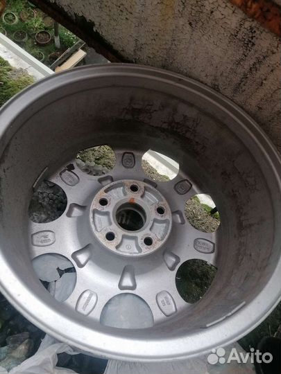 Диски литые audi a 4 R16