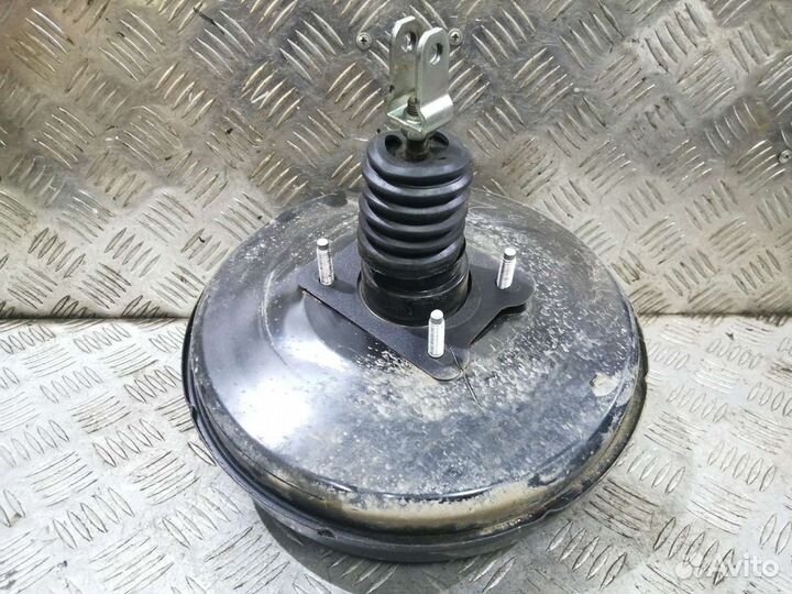 Вакуумный усилитель тормозов Corolla 150, Auris