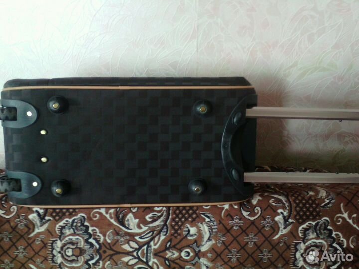 Новая сумка на колёсиках