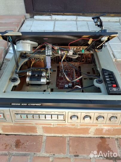 Проигрыватель винила СССР