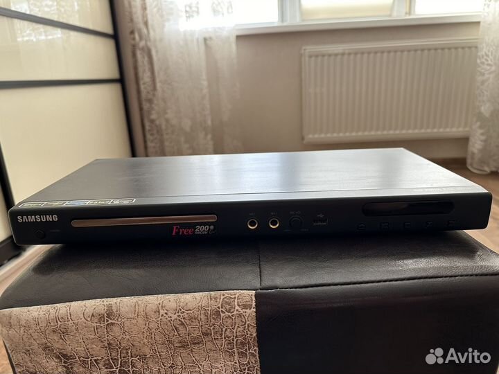 DVD плеер Samsung DVD-P480KD