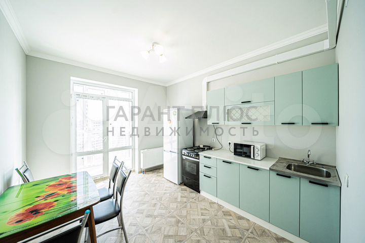 2-к. квартира, 65 м², 17/24 эт.