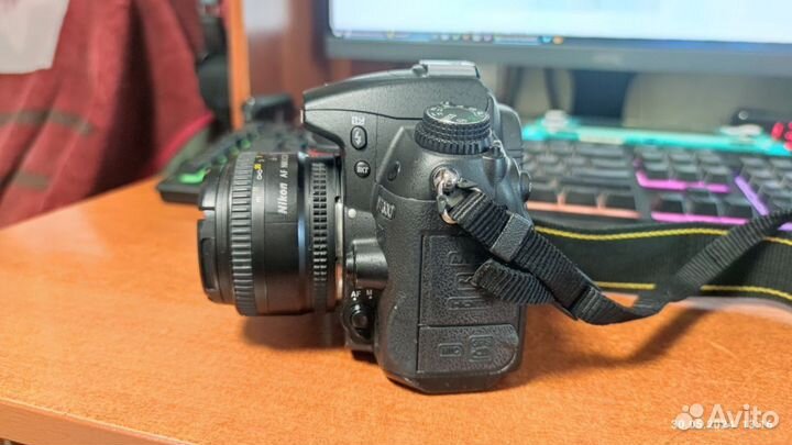 Nikon D7000 +сумка, опция- Объектив 50mm F/1.8 D