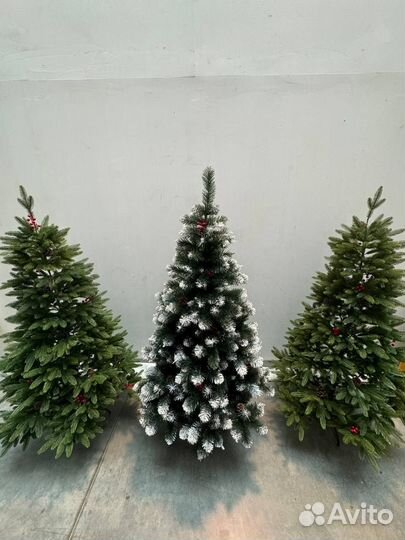 Ель искуственная заснеженная