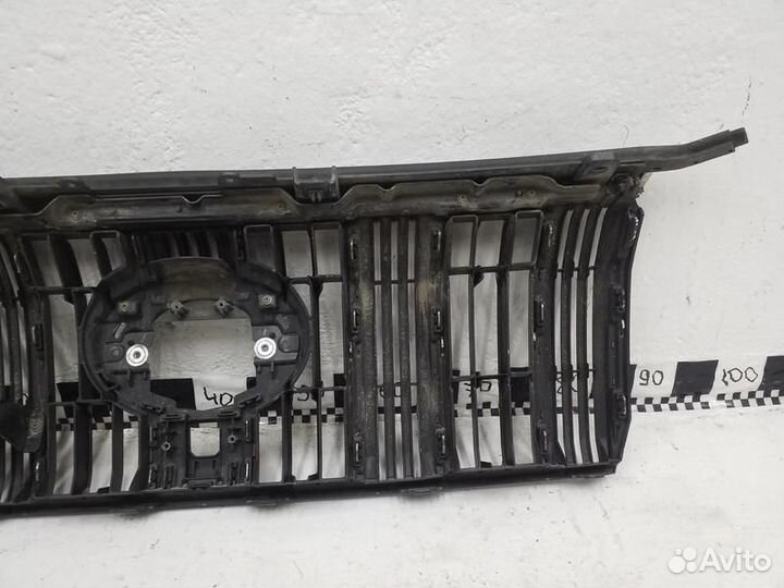 Решётка радиатора Toyota Land Cruiser Prado 150 Re