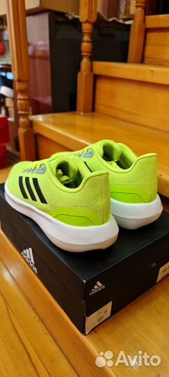 Кроссовки Adidas 43.5 размер оригинал