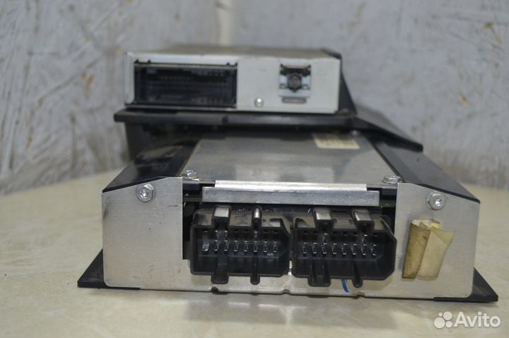 Усилитель звука Volkswagen Touareg