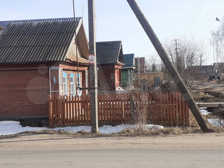 Дом 28,8 м² на участке 10 сот.