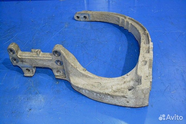 Кронштейн глушителя volvo FH (01.12)