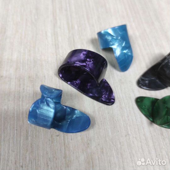 Медиаторы коготь на большой и указательный палец