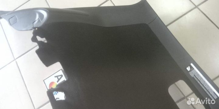 Обшивка багажника правая Инфинити Infiniti QX70