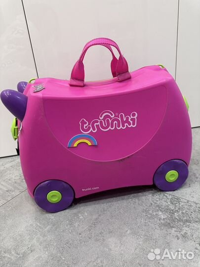 Детский чемодан trunki