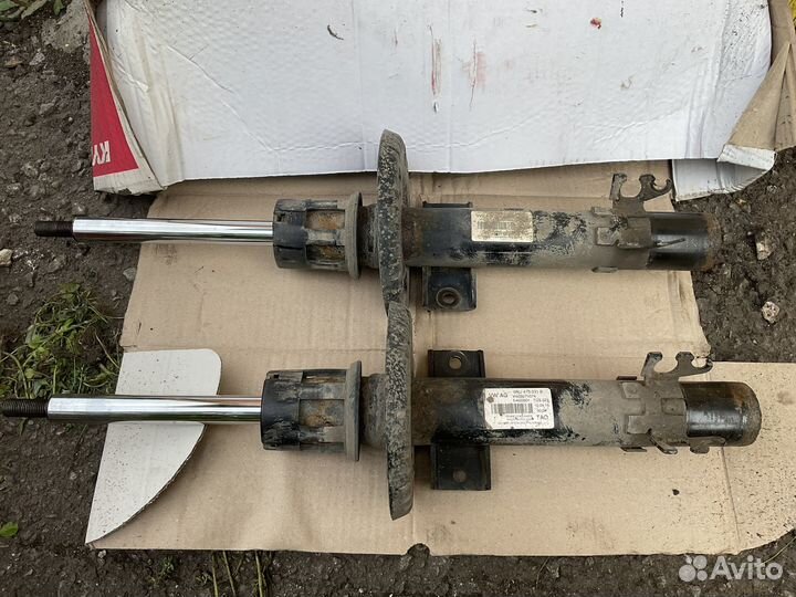 Задние амортизаторы VW polo