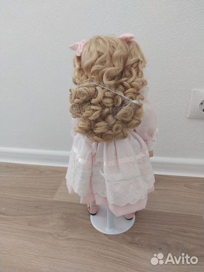 Кукла фарфоровая коллекционная новая