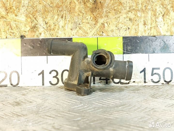 Фланец системы охлаждения Audi A3 1996 2003