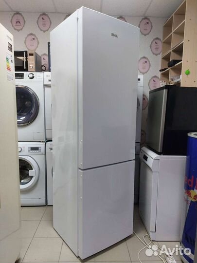 Холодильник Stinol no frost 200х60х60