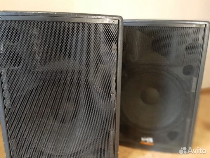 Акустические колонки / Акустическая система 600 Вт