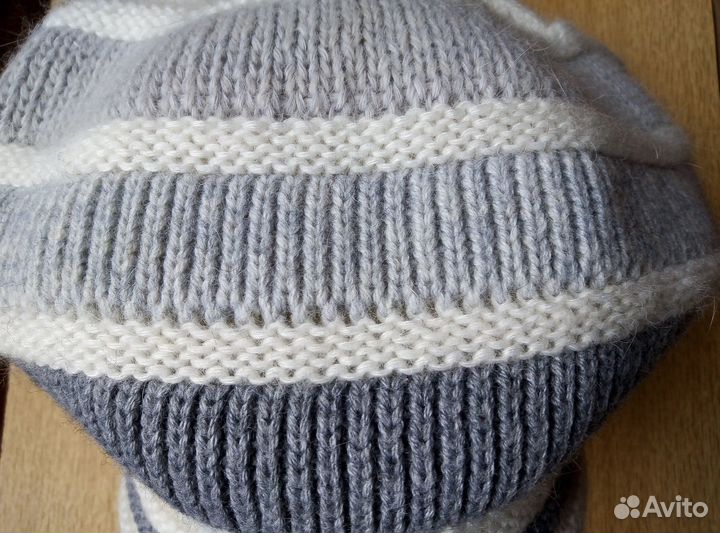 Берет с козырьком, кепка, косынка зимняя