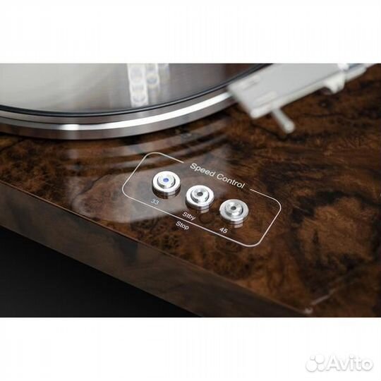 Pro-Ject Signature 10 Walnut Burl High Gloss
