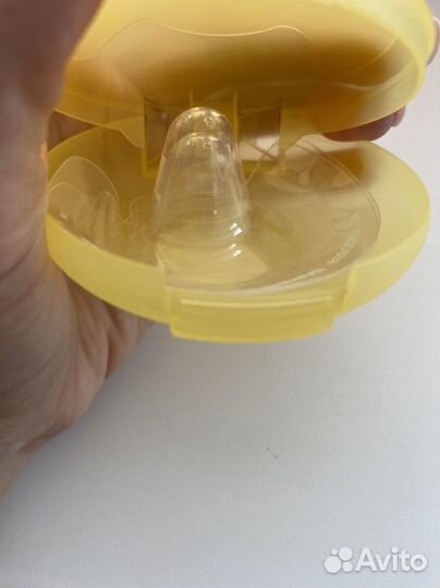 Накладки на грудь medela