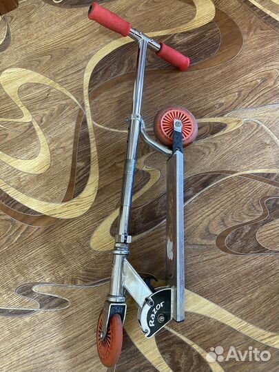 Самокат детский складной
