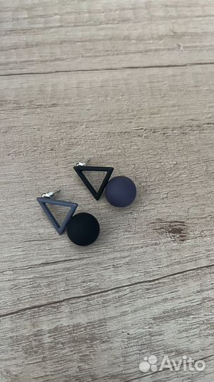 Сережки бижутерия