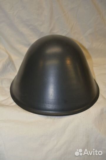 Каска ГДР (2)