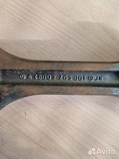 Шатун Mercedes Benz