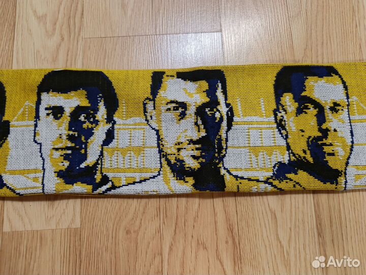 Шарф фк Ростов с ведущими игроками сезона 2018-19