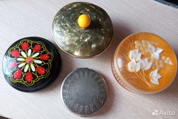 Пудреница СССР