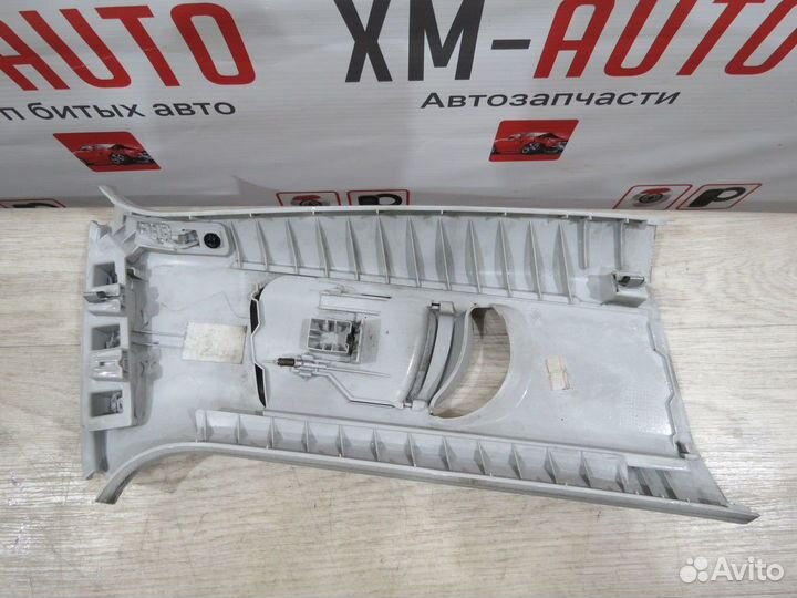 Обшивка стойки средняя левая Volkswagen Polo