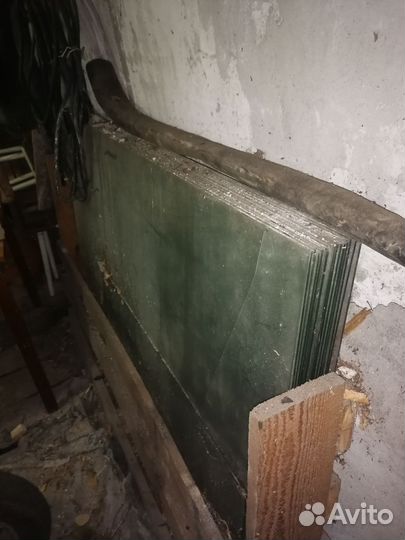 Листовой стекло