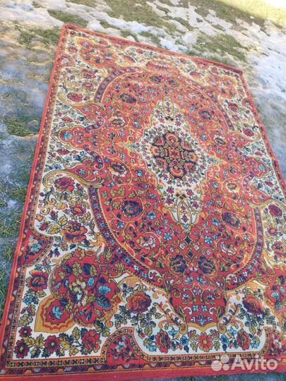 Ковры шерстяные