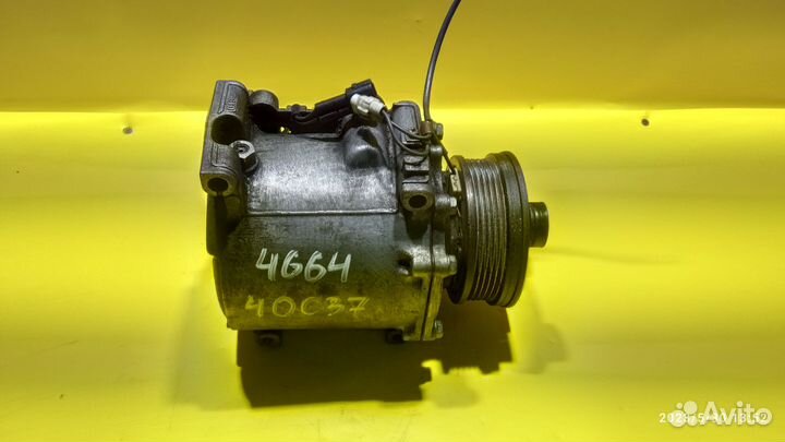 Компрессор кондиционера Mitsubishi Galant 8 USA