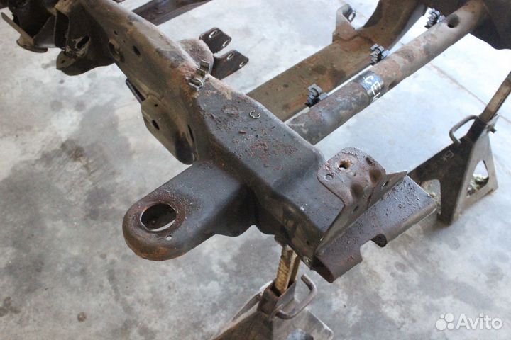 Рама передняя часть Cadillac Escalade GMT800