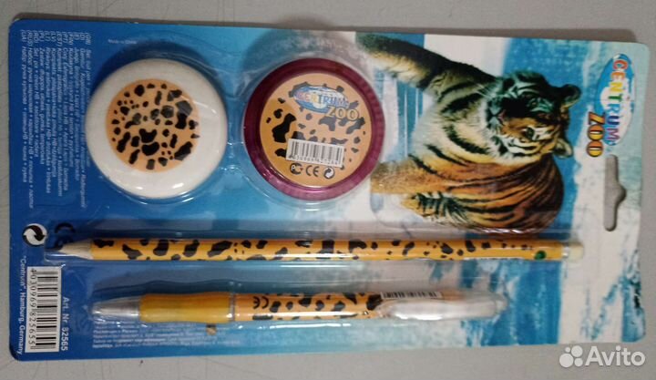 Набор канцелярских принадлежностей