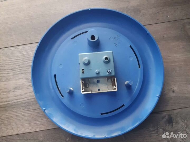 Часы настенные маяк