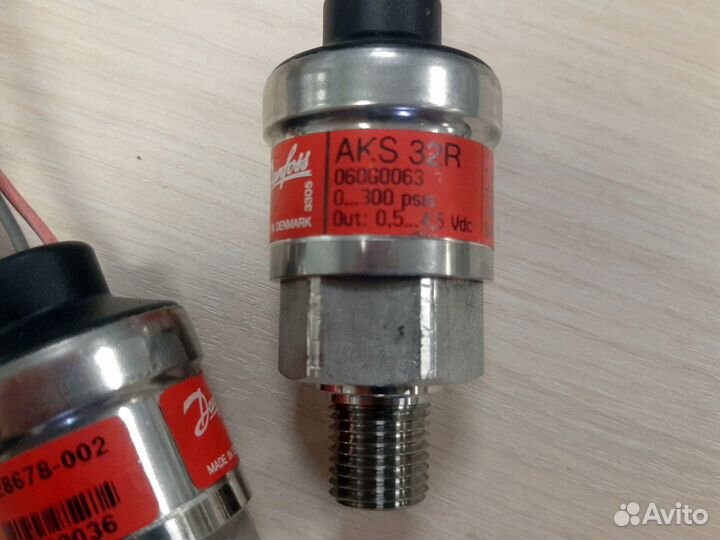 Датчики давления Danfoss и york