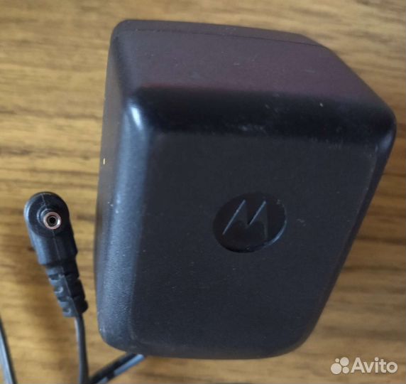 Зарядное устройство для телефона Моторола