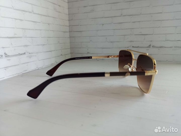 Солнцезащитные очки