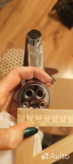 Смеситель для раковины в ванной