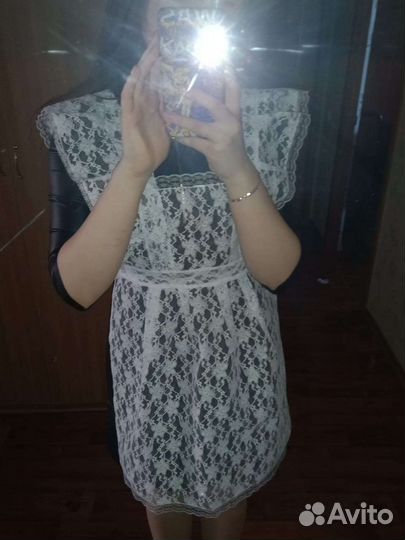 Белый школьный фартук