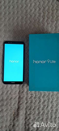 Телефон Huawei honor 9lite
