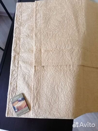 Чехлы новые для подушек