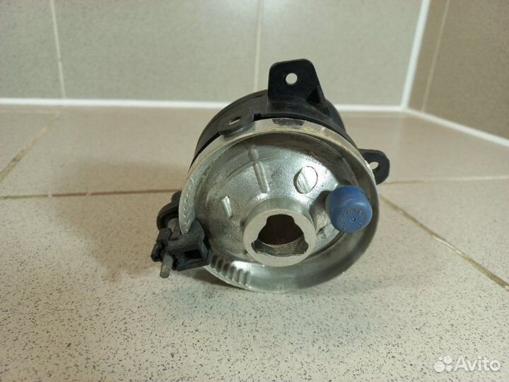 Фара противотуманная левая УАЗ Патриот