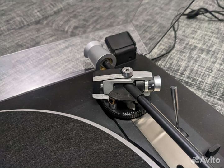 Проигрыватель Thorens TD 240