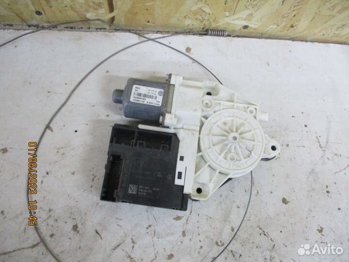Моторчик стеклоподъемника Фольксваген Тигуан